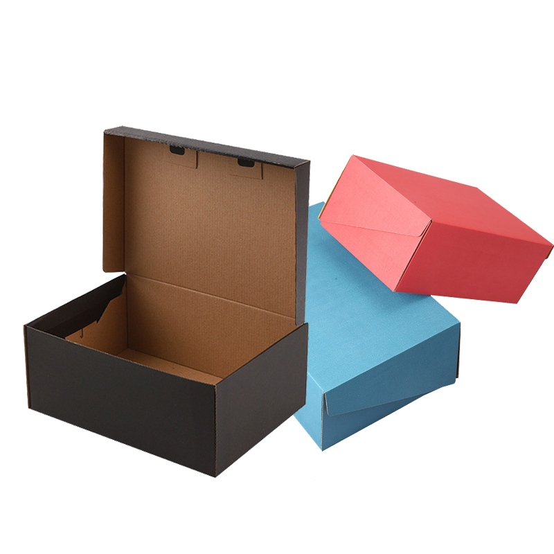 Kahon ng sapatos na karton