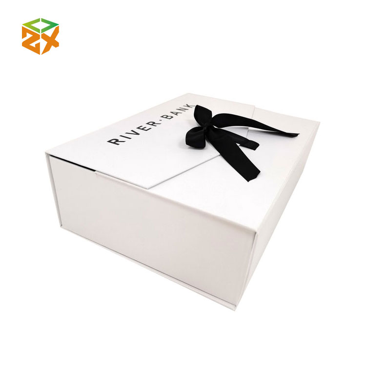 Magnetic Gift Box na may Ribbon